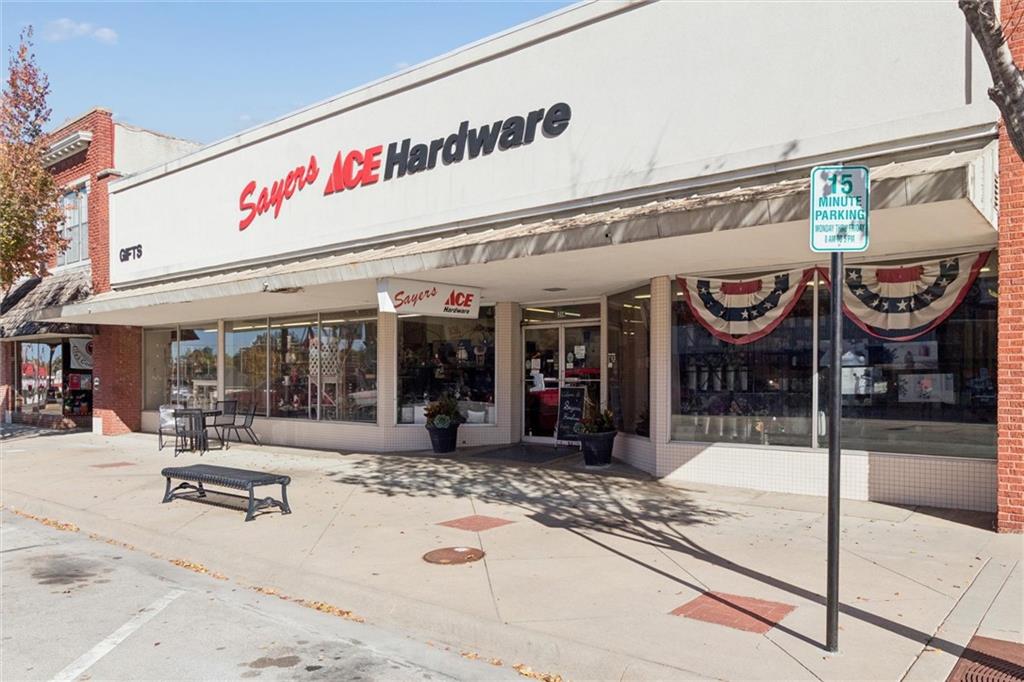 314 N Penn Avenue, Independence, KS 67301