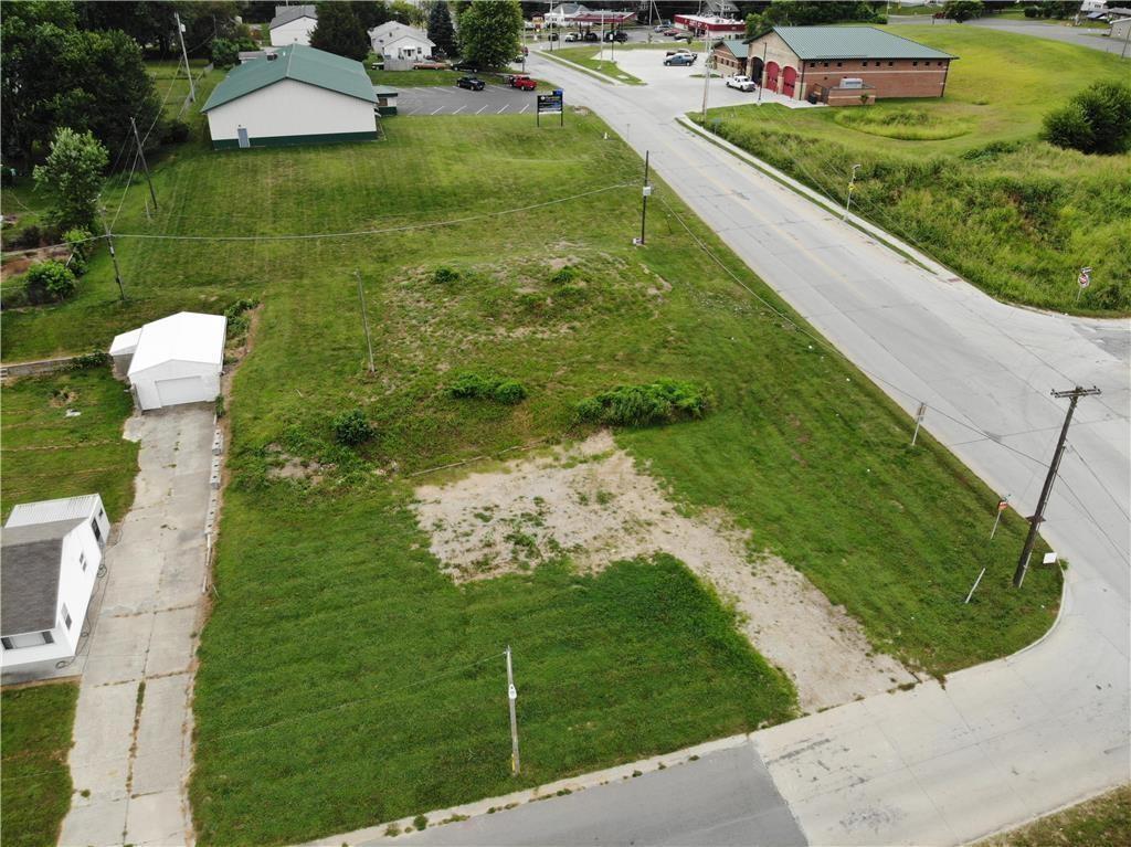 2221/2223 S 22nd Street, St Joseph, MO 64503