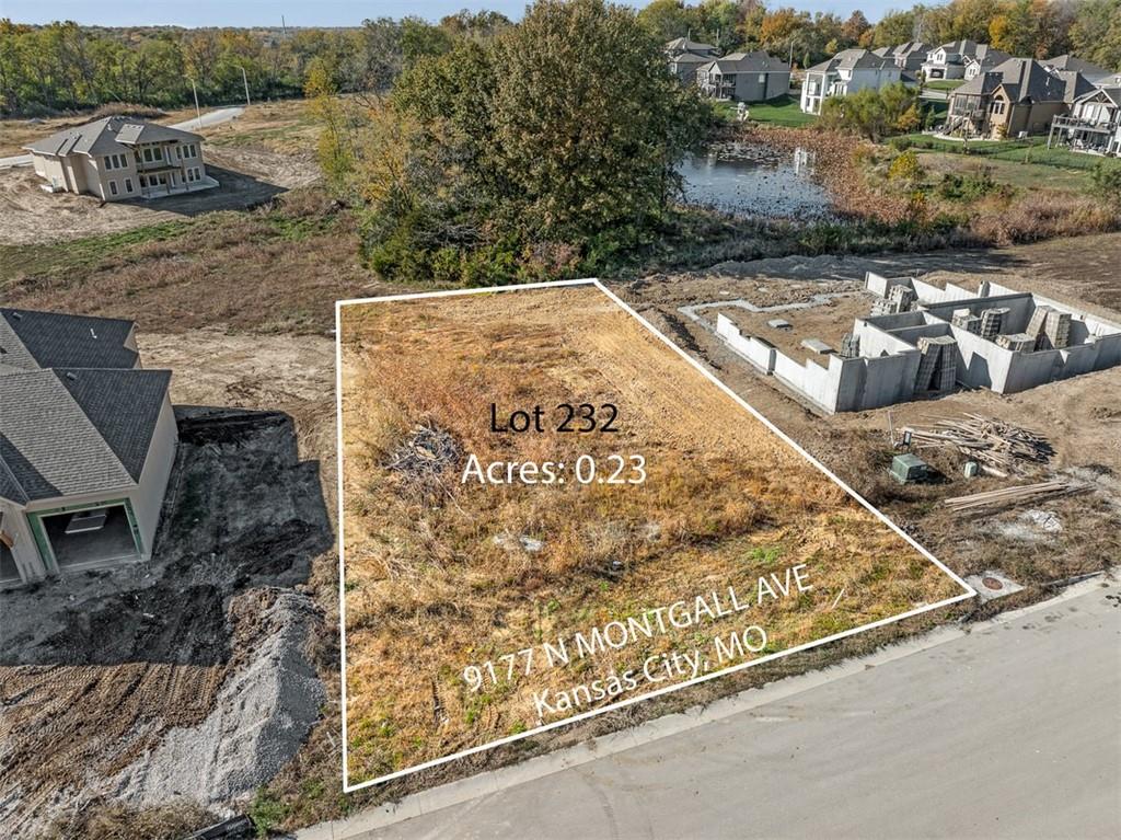 9177 N Montgall Avenue, Kansas City, MO 64156