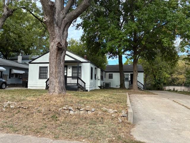 1512 W College Street, Independence, MO 64050