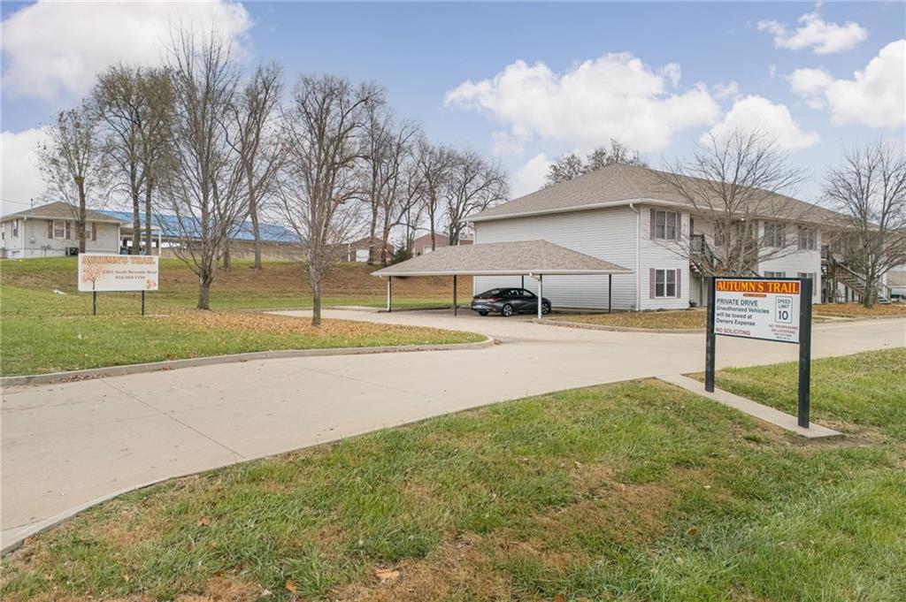 2301 S Riverside Road, St Joseph, MO 64507