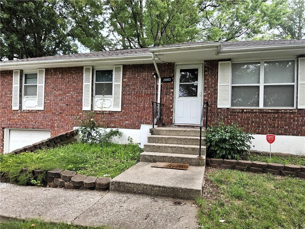 20802 E 13th Terrace, Independence, MO 64057
