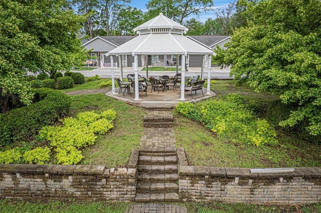 5829 Hunter Court, Raytown, MO 64133