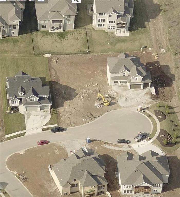 9318 W 169 Terrace, Overland Park, KS 66085