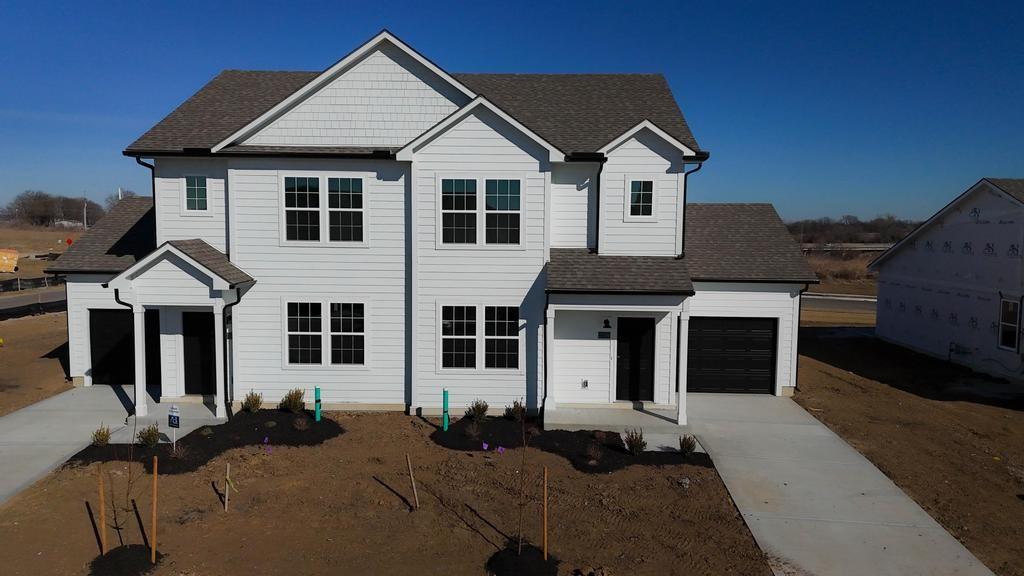 27319 Acacia Drive, Lee's Summit, MO 64086