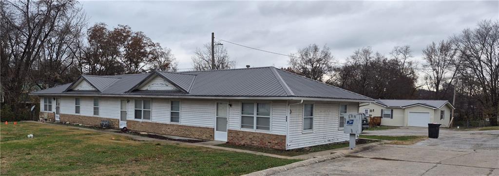 406 W Main Street, Richmond, MO 64085