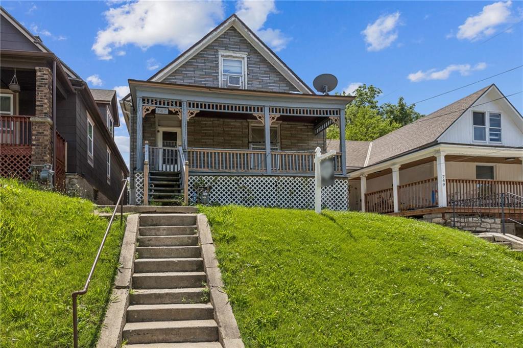 747 Reynolds Avenue, Kansas City, KS 66101