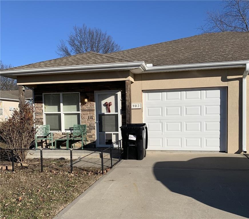 902 Riffle Drive, Pleasant Hill, MO 64080