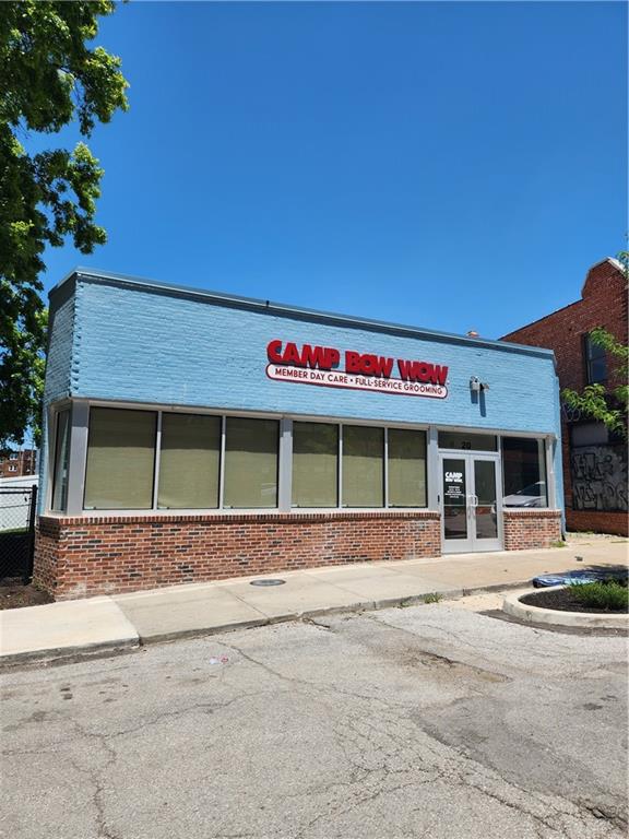 18-20 Westport Road, Kansas City, MO 64111