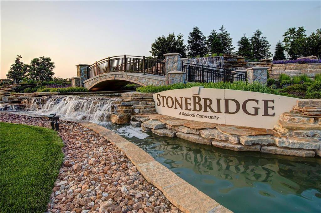 16980 S Bradley Drive, Olathe, KS 66062