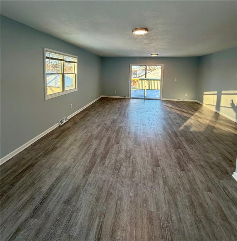 506 N 3rd Street, Wathena, KS 66090