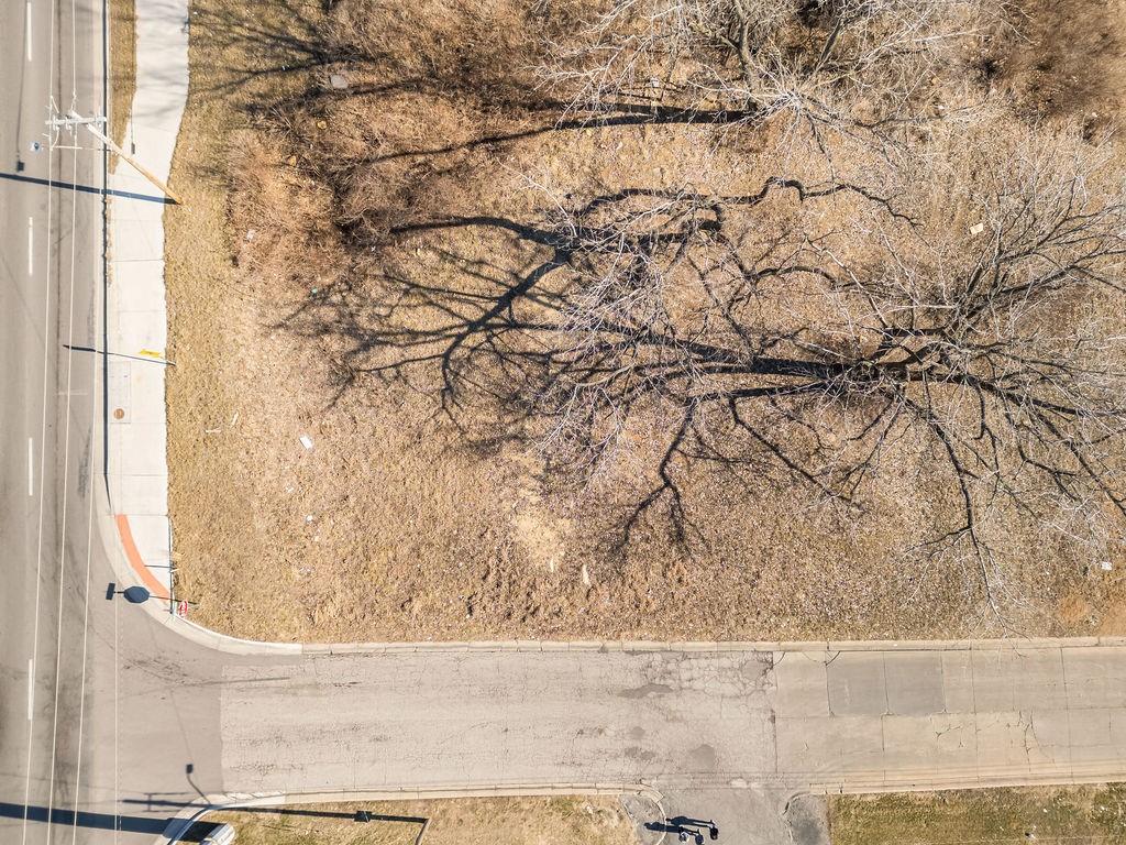 11225 E US Highway 24 Highway, Independence, MO 64054
