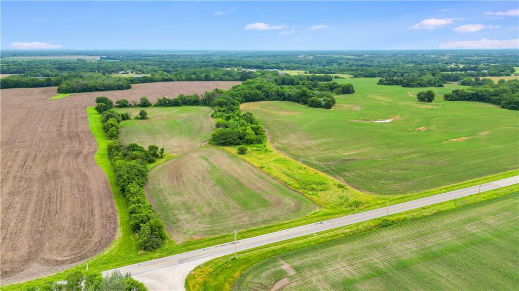 Tract 3 E State Route 2 Highway, Garden City, MO 64747