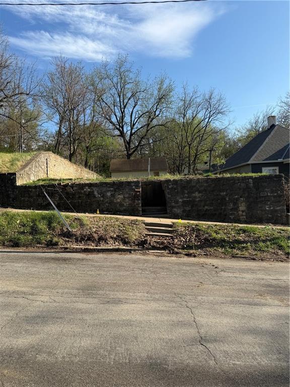 516 Blake Street, St Joseph, MO 64504