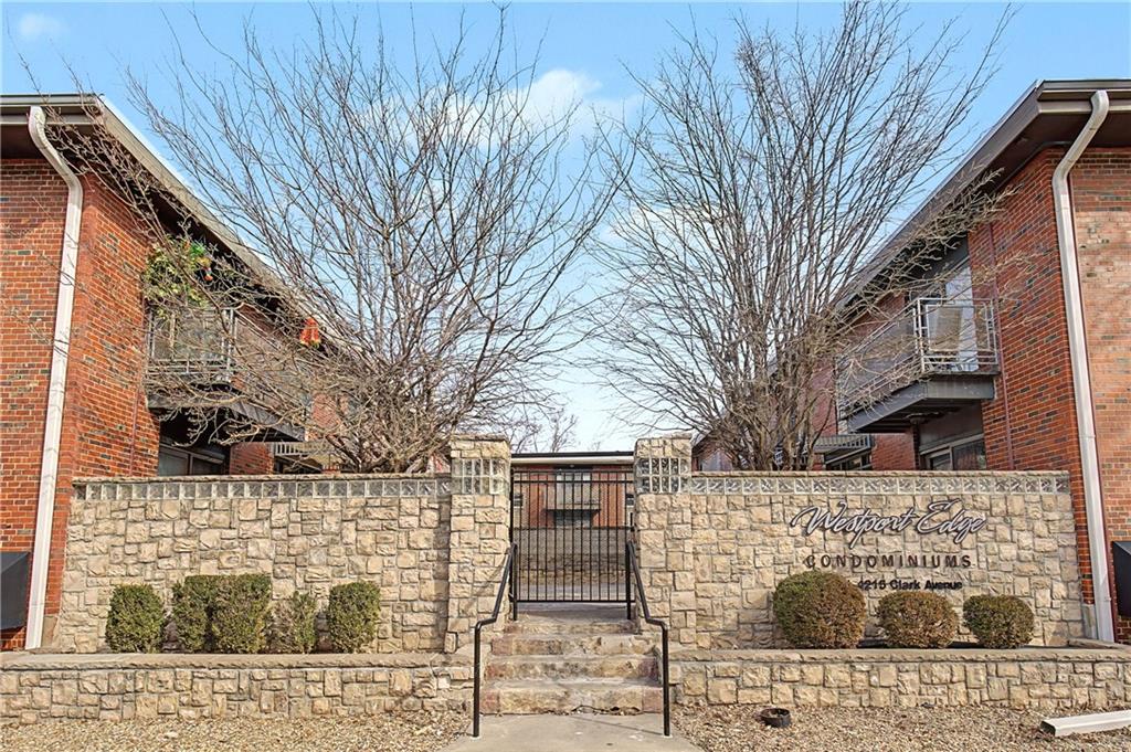 4213 Clark Avenue, Kansas City, MO 64111
