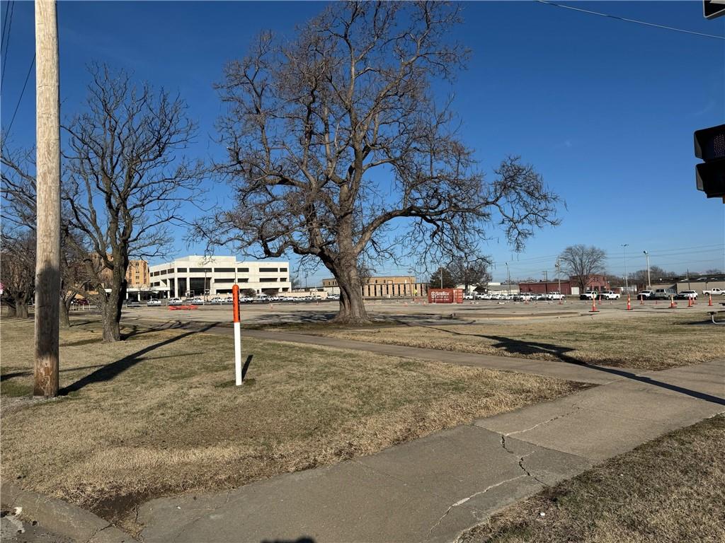 400 SE 8th Avenue, Topeka, KS 66607