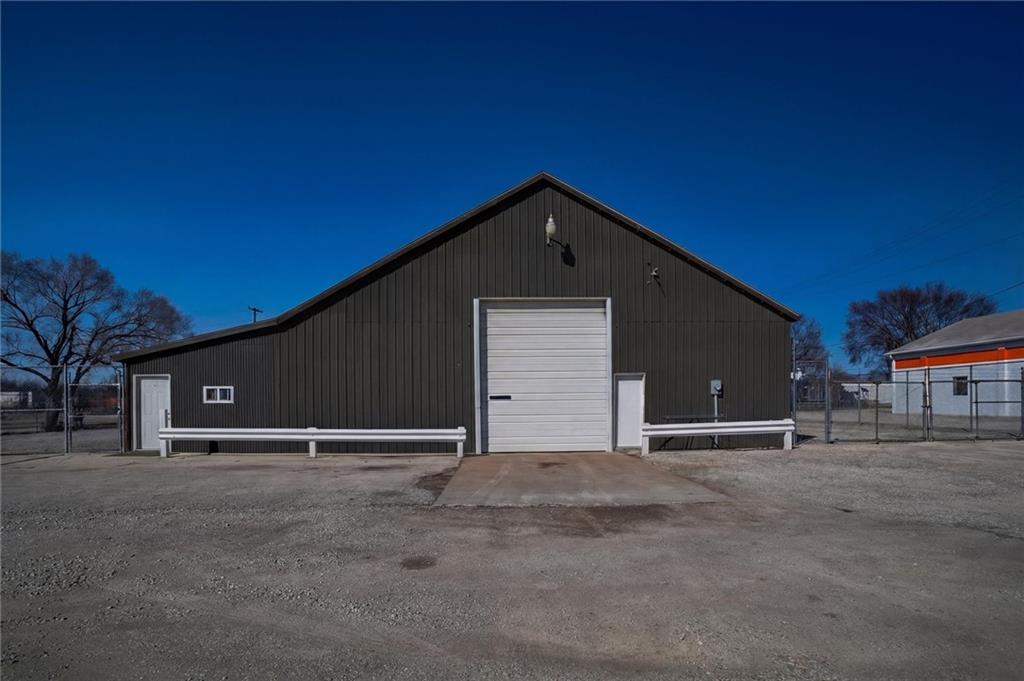 415 W Wilson Street, Ottawa, KS 66067