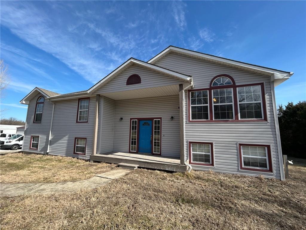 12911 S Al Gossett Road, Lone Jack, MO 64070