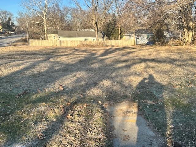 315 E Maple Street, Nevada, MO 64772