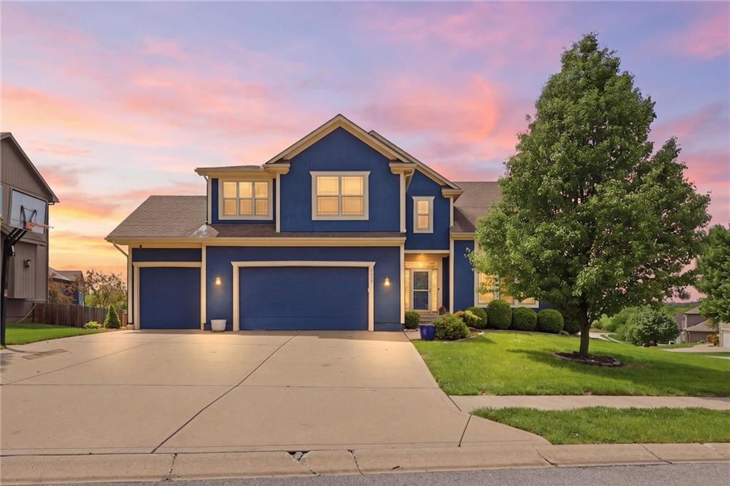 1217 Hampton Drive, Raymore, MO 64083