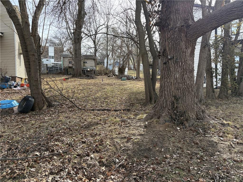 619 OAK Street, Leavenworth, KS 66048