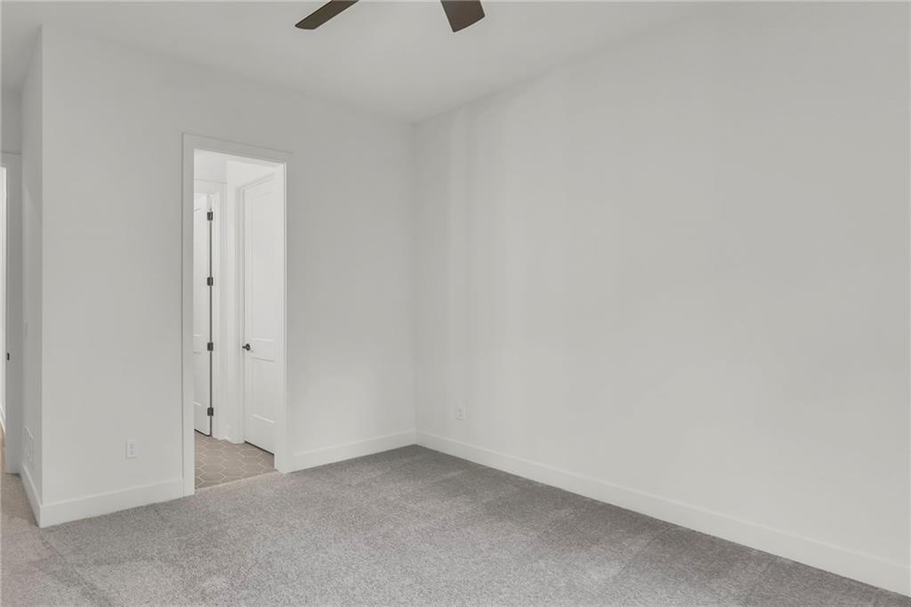 10410 River Hills Drive, Parkville, MO 64152