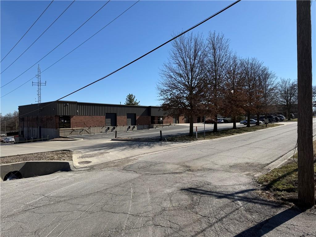 3121 S Dodgion Street, Independence, MO 64055