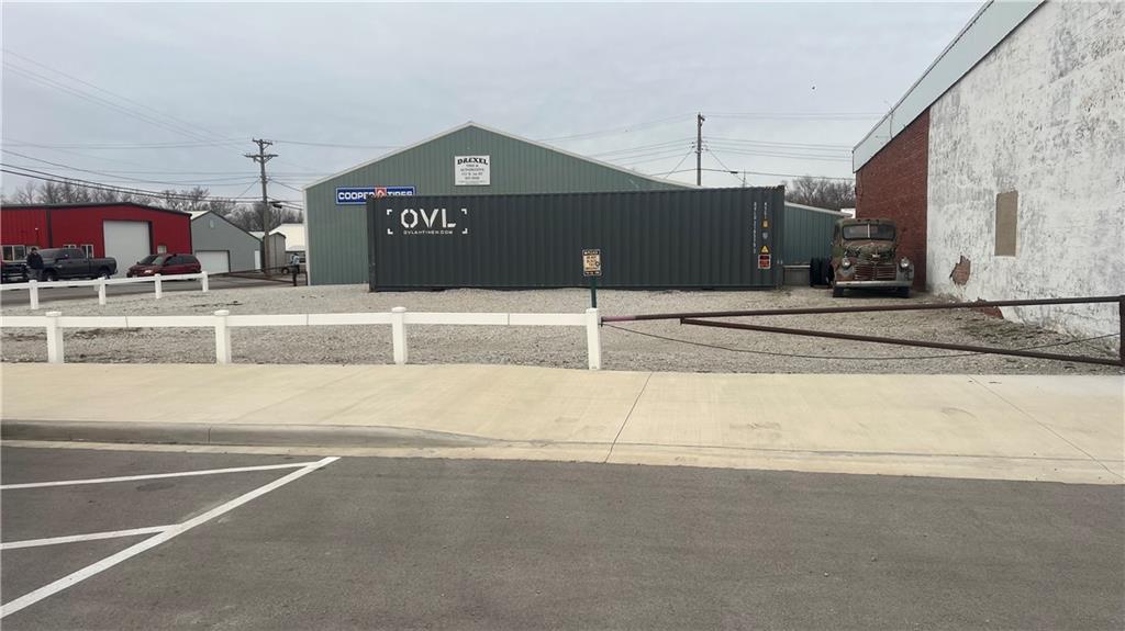 101 E Main Street, Drexel, MO 64742