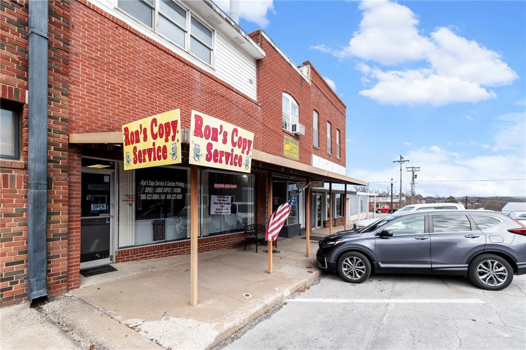 9 E Washington Street, Carrollton, MO 64633