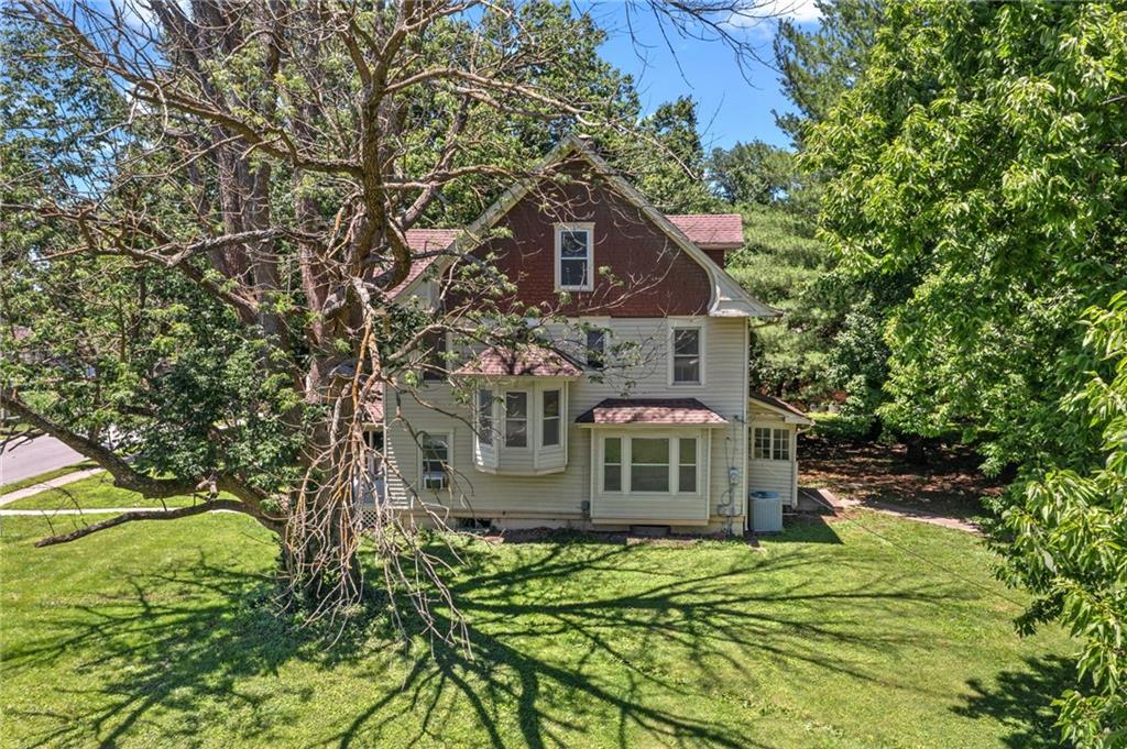 602 W Walnut Street, Grain Valley, MO 64029