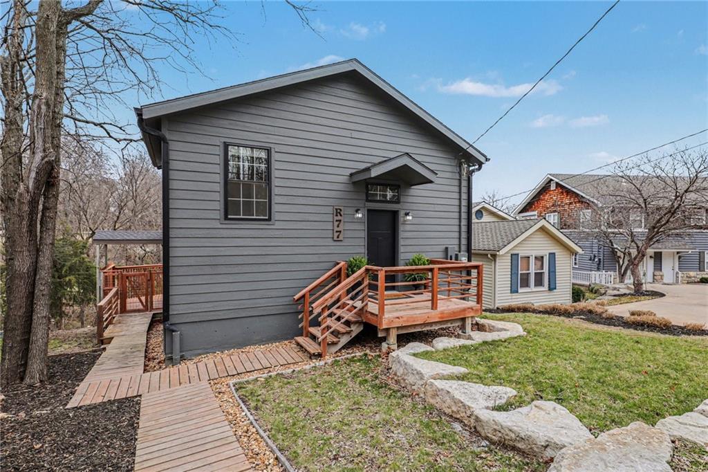 77 R Street, Lake Lotawana, MO 64086