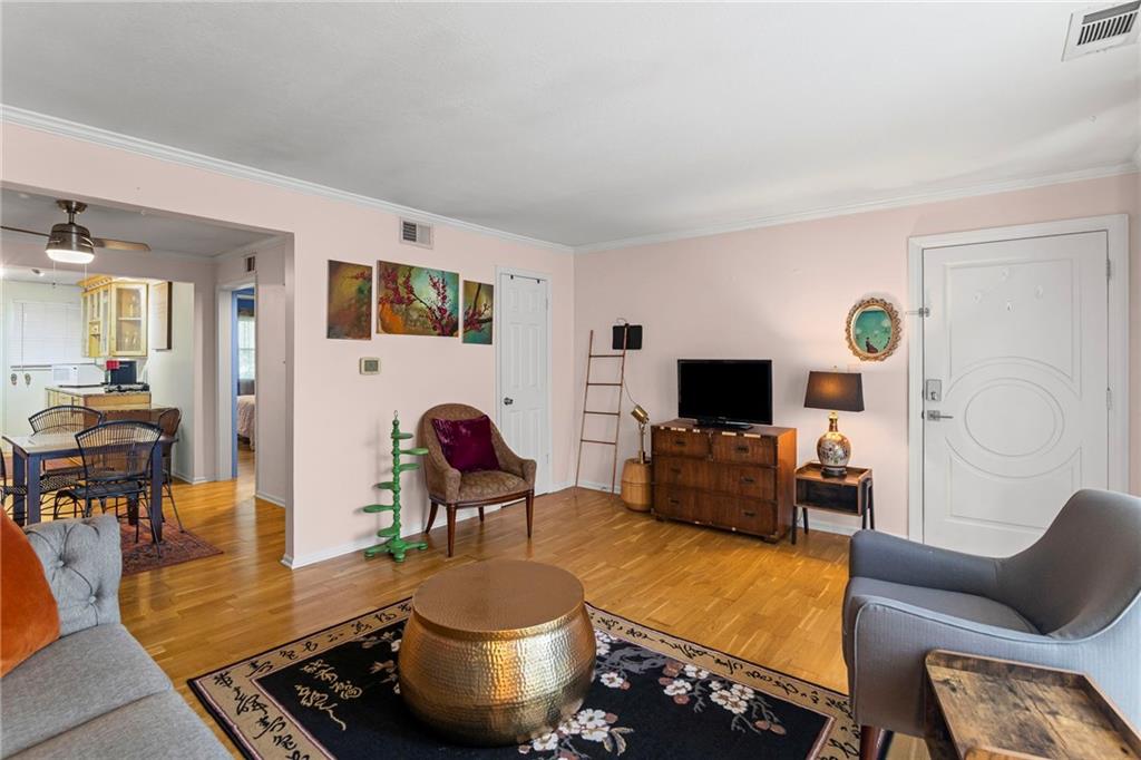 4616 Holly Street, Kansas City, MO 64112