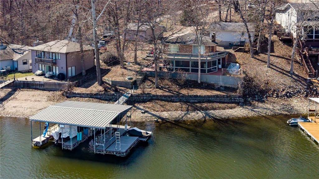32445 Green Hills Road, Gravois Mills, MO 65037