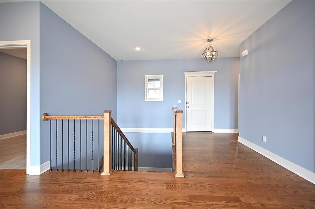 107 JOHNSON Circle, Dearborn, MO 64439