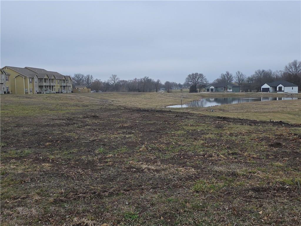 823 W 17th Street, Ottawa, KS 66067