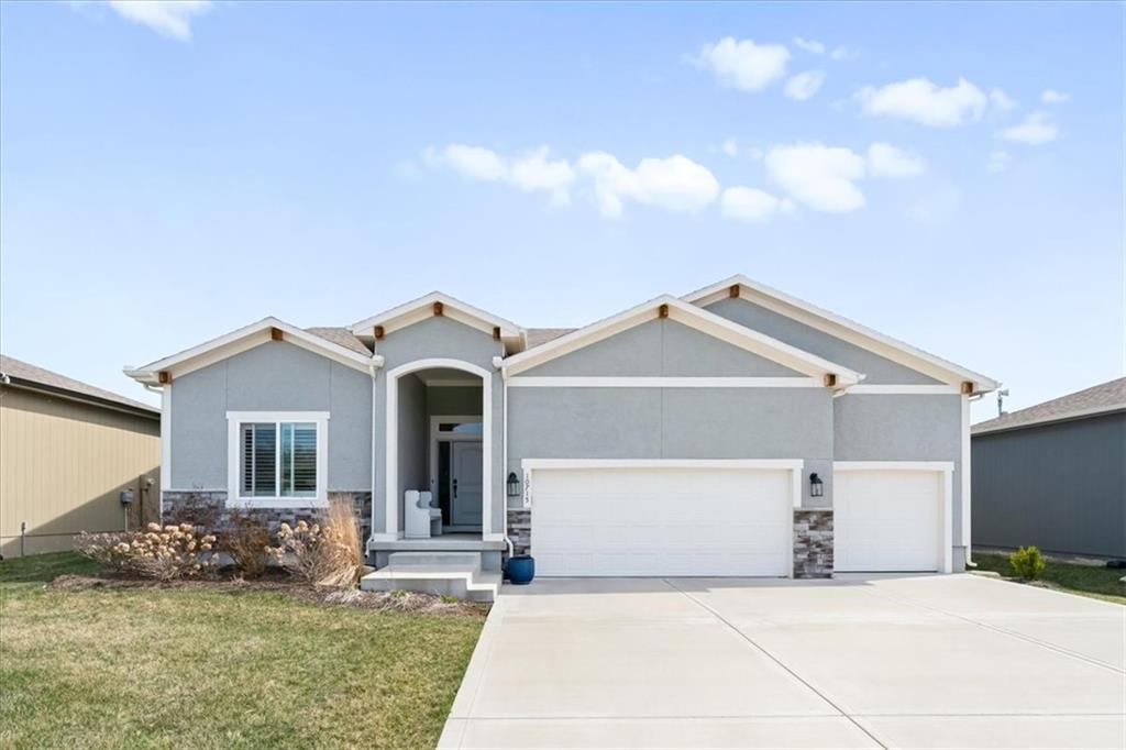 10715 N Fisk Avenue, Kansas City, MO 64154