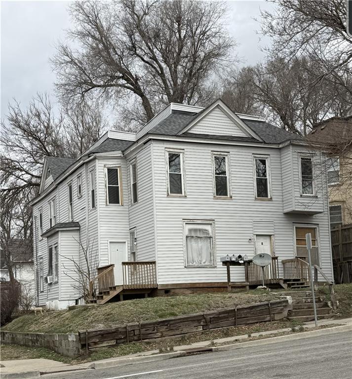 1601 Faraon Street, St Joseph, MO 64501