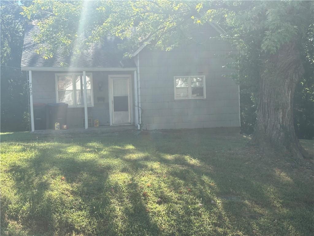 709 N Washington Street, Warrensburg, MO 64093