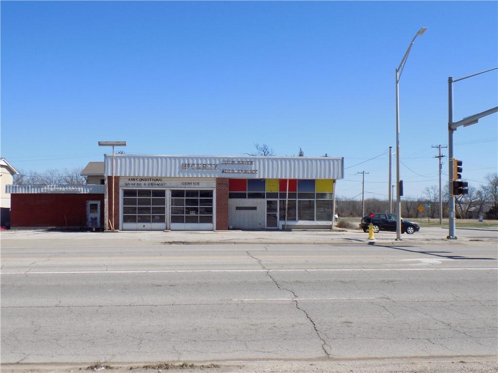 1649 S Main Street, Ottawa, KS 66067