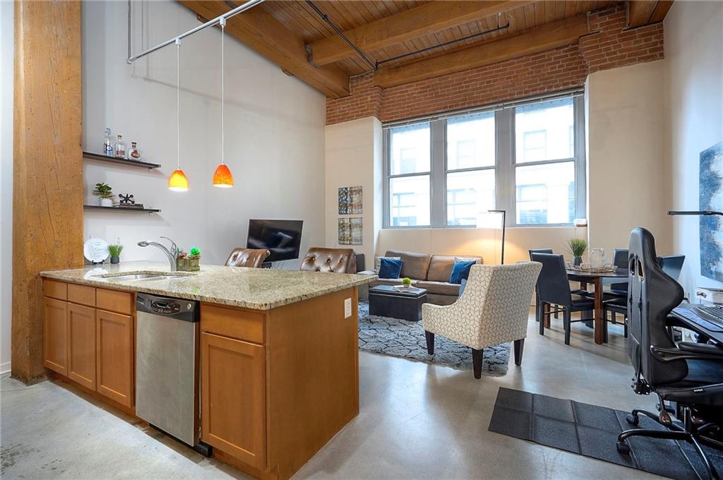 712 Broadway Boulevard, Kansas City, MO 64105