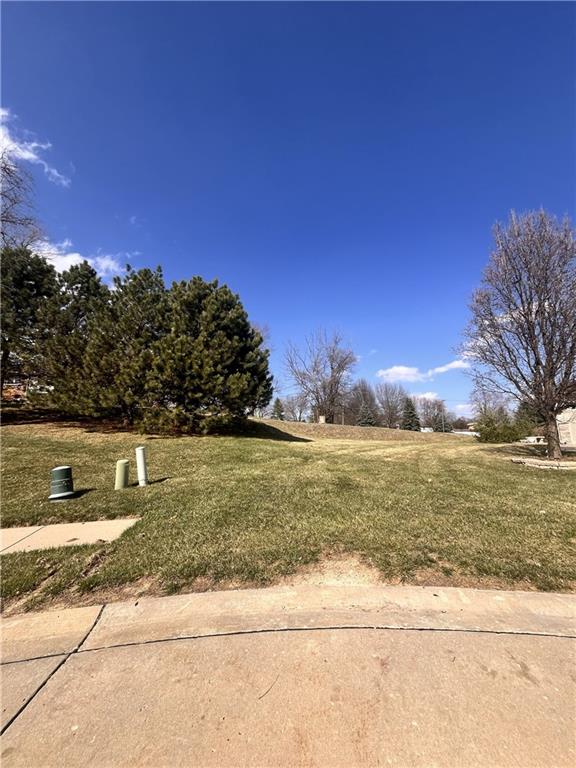 4113 Hidden Valley Drive, St Joseph, MO 64506
