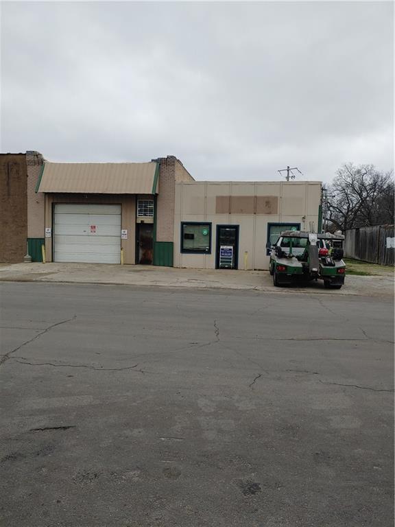 203 E FRONT Street, Perry, KS 66073