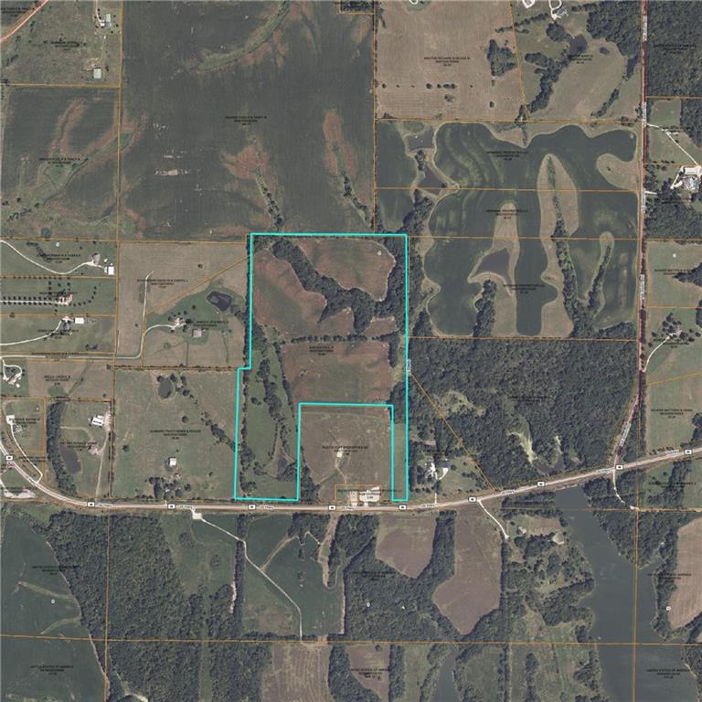 6606 W Highway, Smithville, MO 64089
