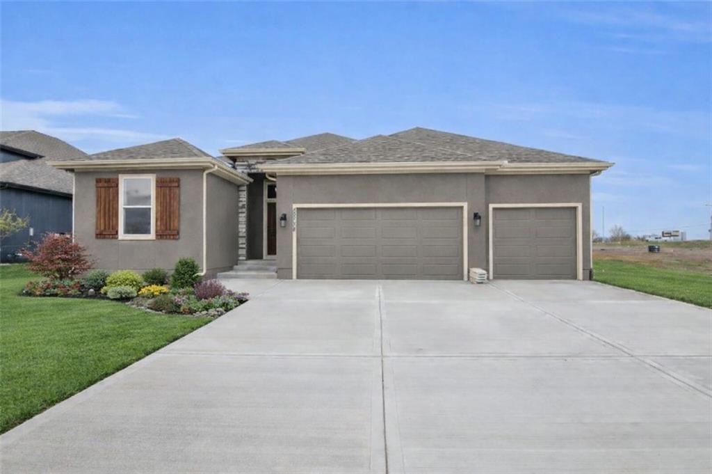 19324 Mahaffie Street, Spring Hill, KS 66083