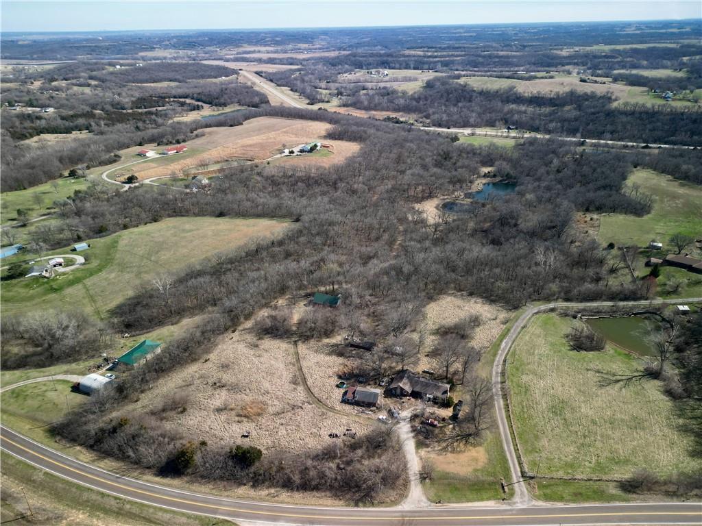 19209 Santa Fe Trail, Leavenworth, KS 66048
