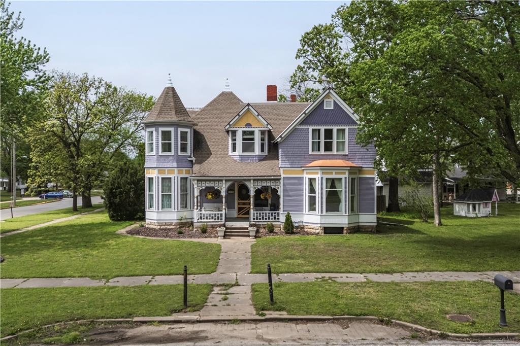 303 N 8th Street, Fredonia, KS 66736