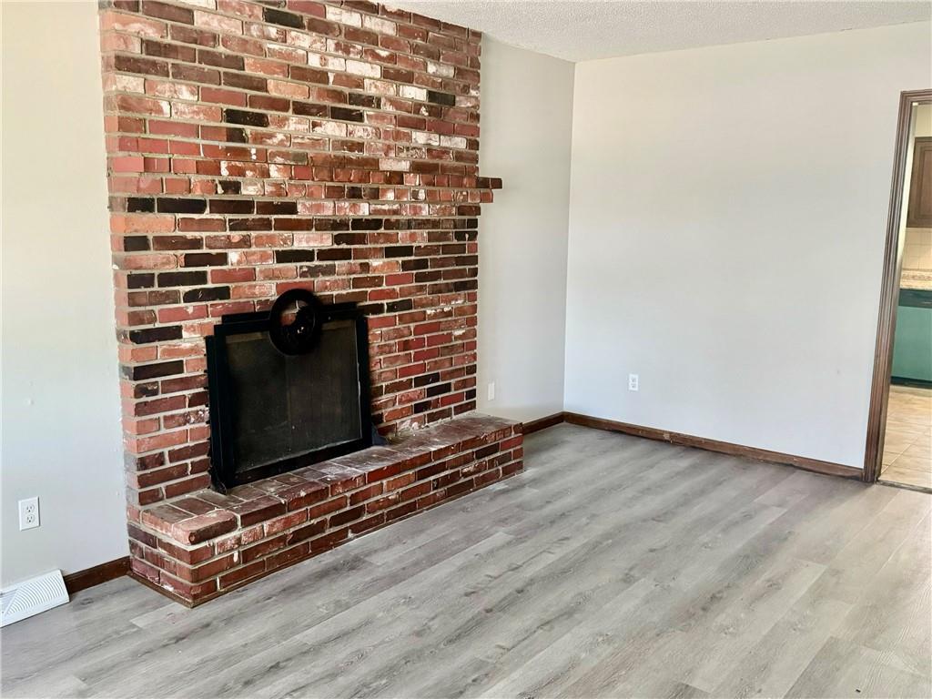 5406 Ditzler Avenue, Raytown, MO 64133