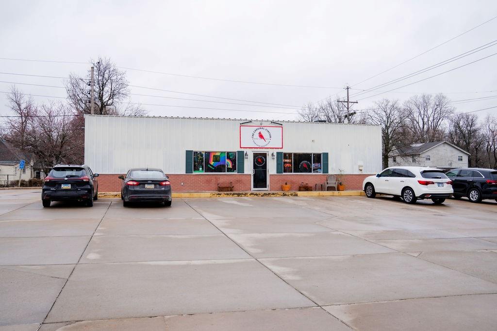 1301 Main Street, Parsons, KS 67357
