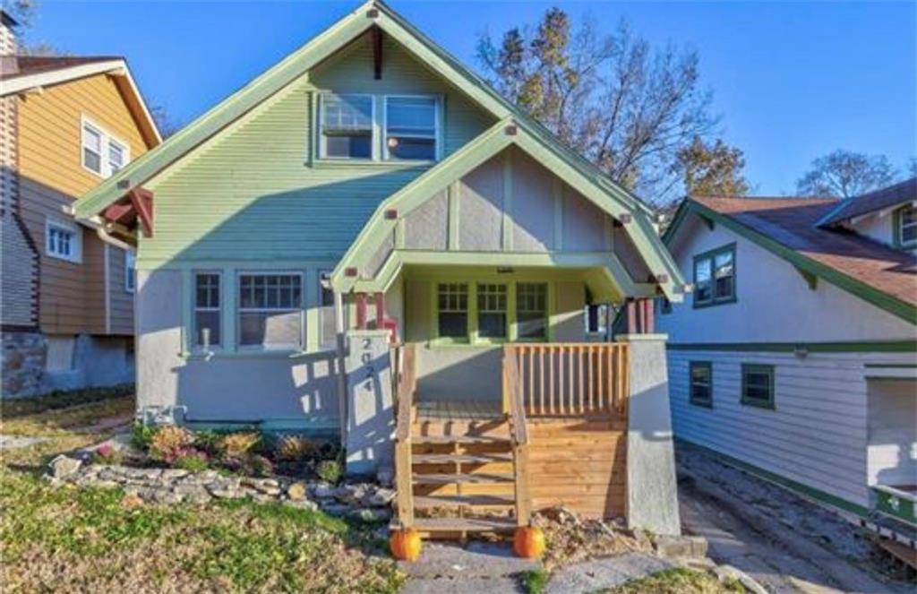 2024 E 48th Terrace, Kansas City, MO 64130