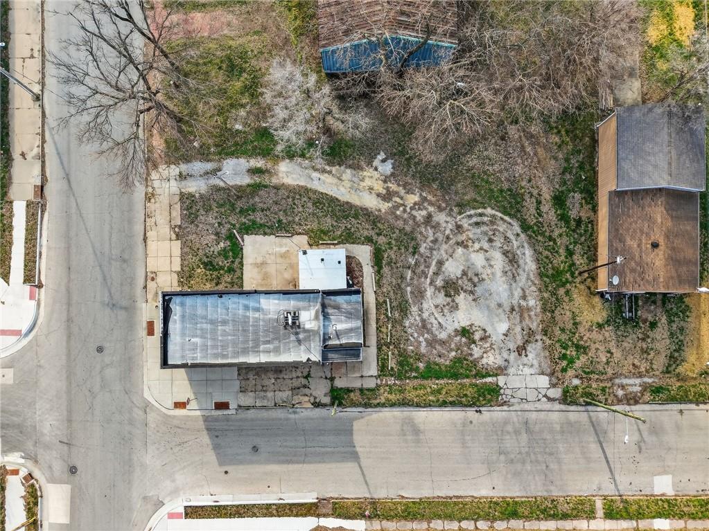 1927 Olive Street, St Joseph, MO 64507